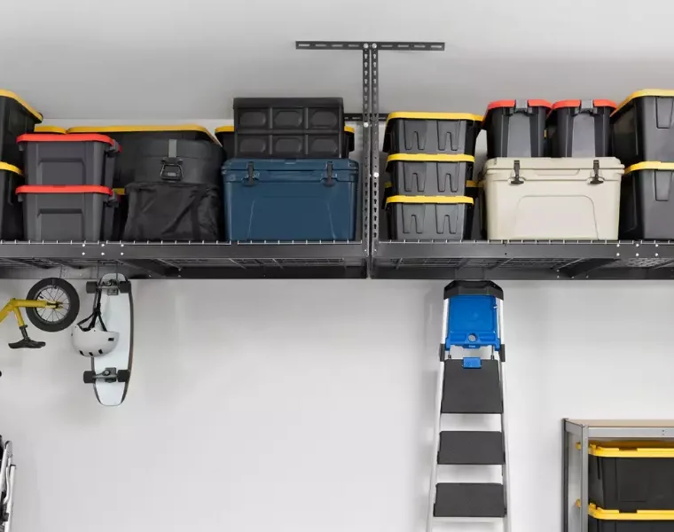 Expertos en estanterías. Estanterías de garaje a medida con contenedores de alta resistencia en el suroeste de Florida.